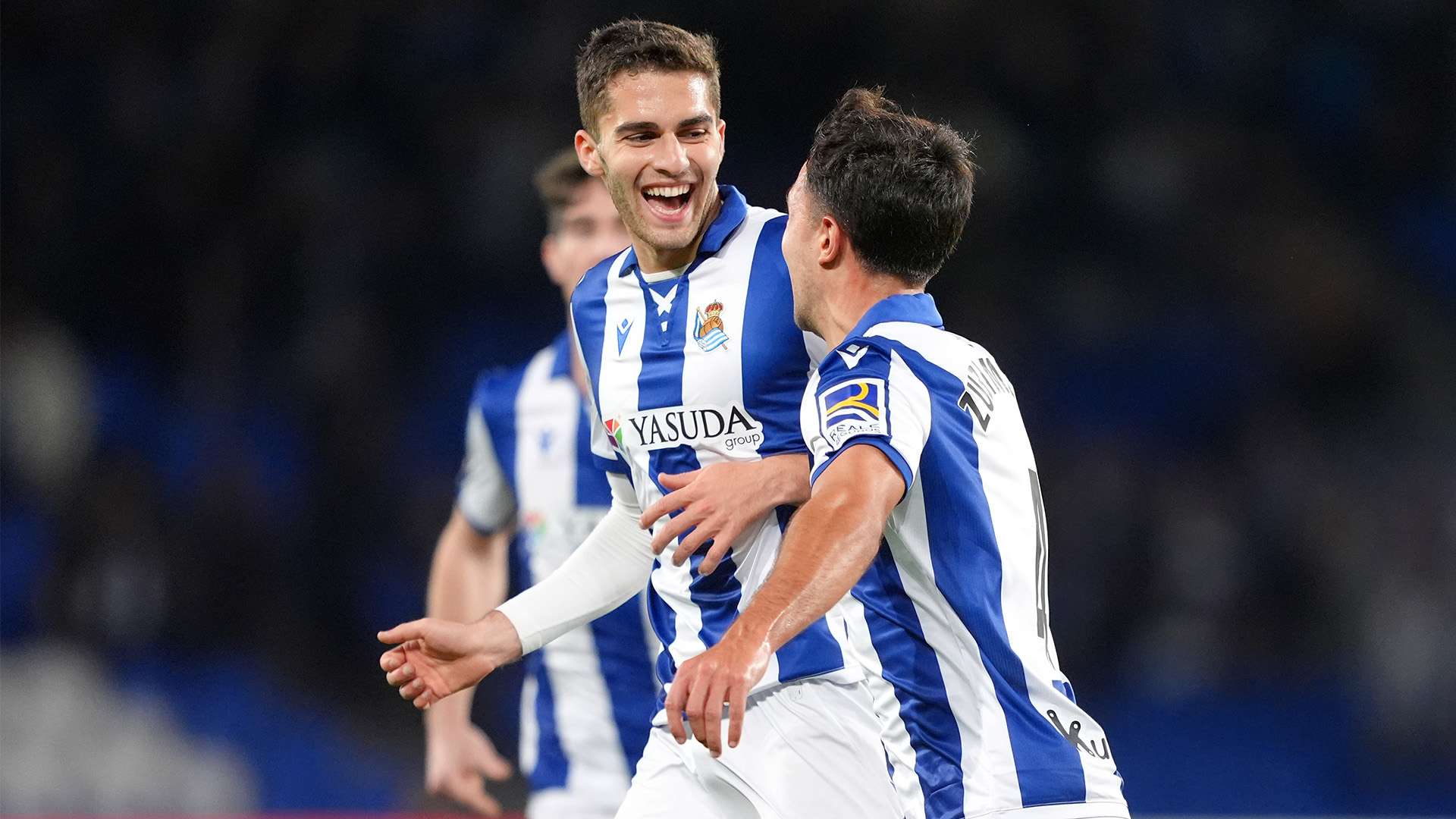 以其迷人的 以其迷人的