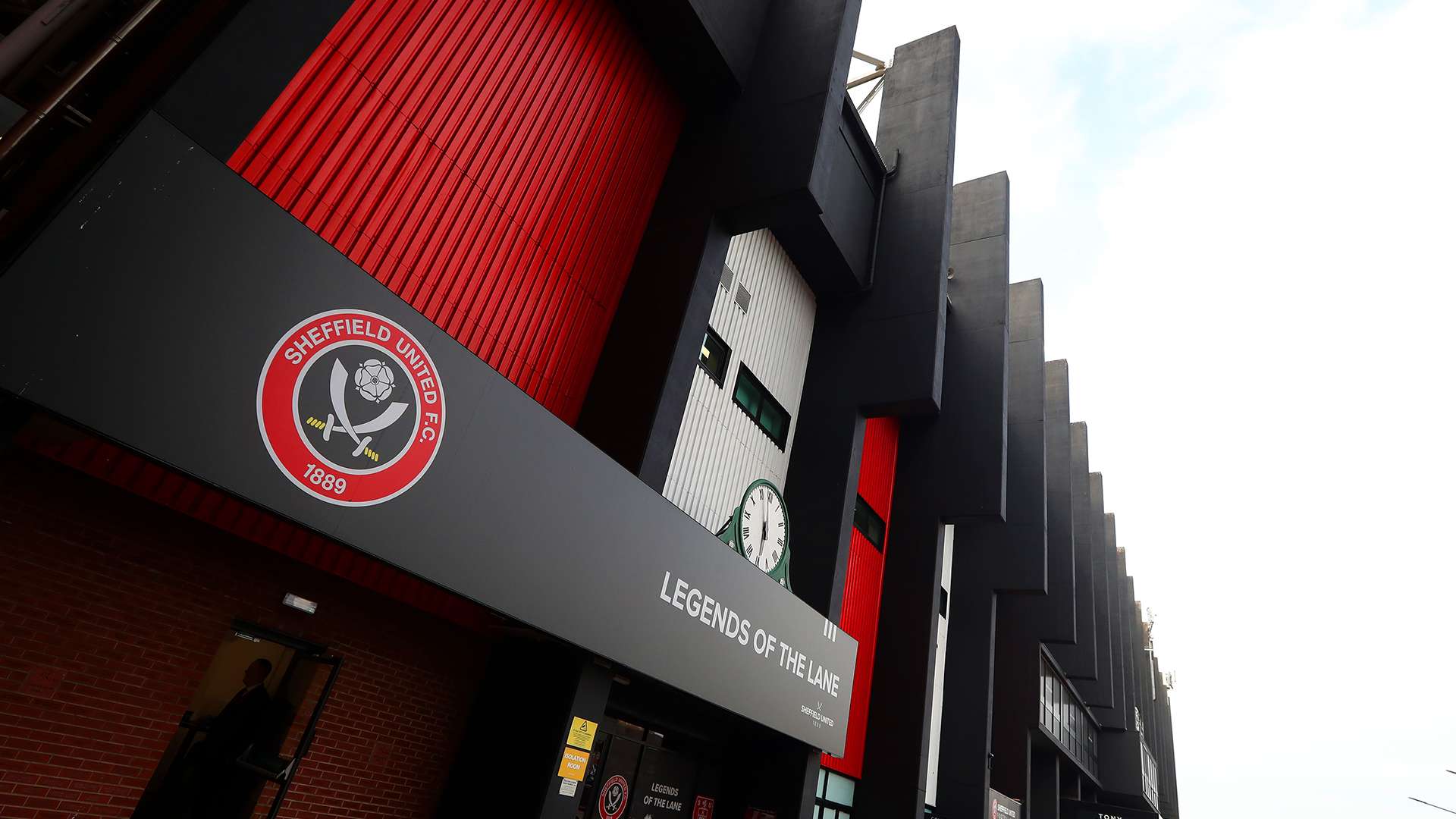 展现出强大 展现出强大